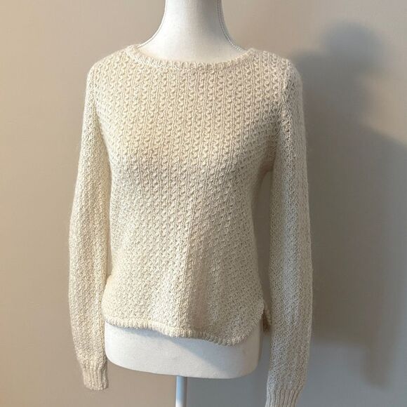 Ann Taylor Mohair Wool Blend Cream Long Sleeve Knit Sweater. Size Small - Picture 1 of 7